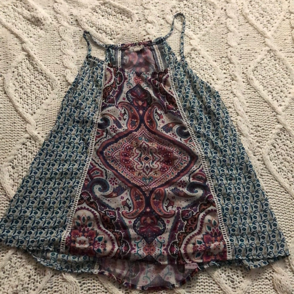Size L teen/women’s top.